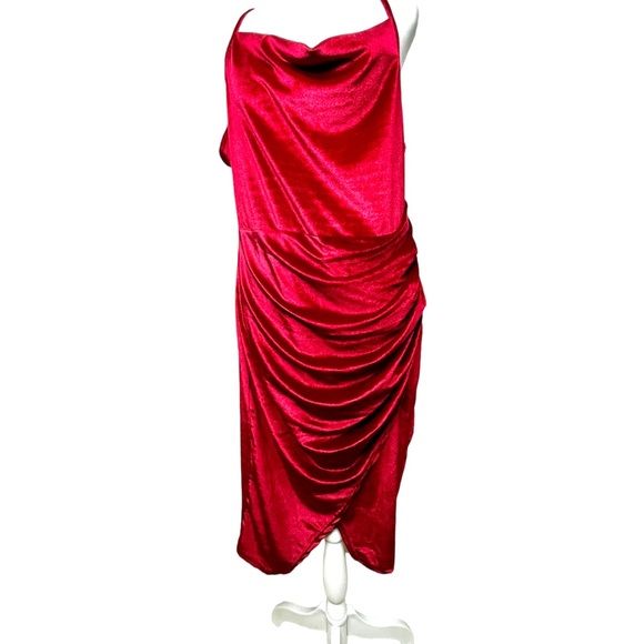 Dresses & Skirts - Red Adjustable strap wrap dress with ruching size 2X